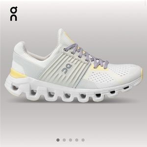 On Running Women’s Cloudswift